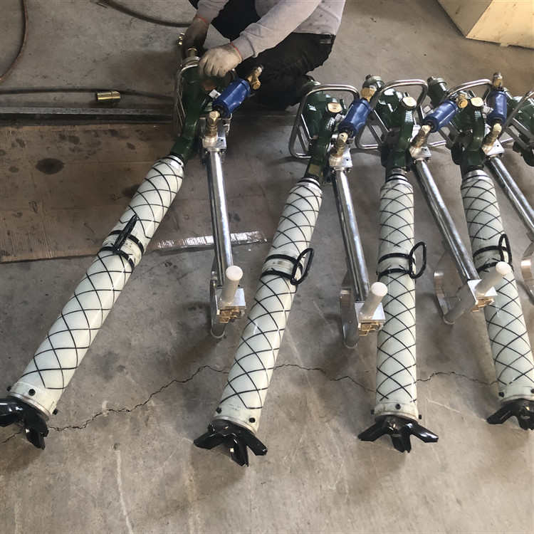 �V���^�U�@�C��MQT-120/2.3����^�U�@