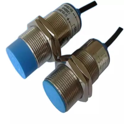 220V�����ӽ��_�P(gu��n)